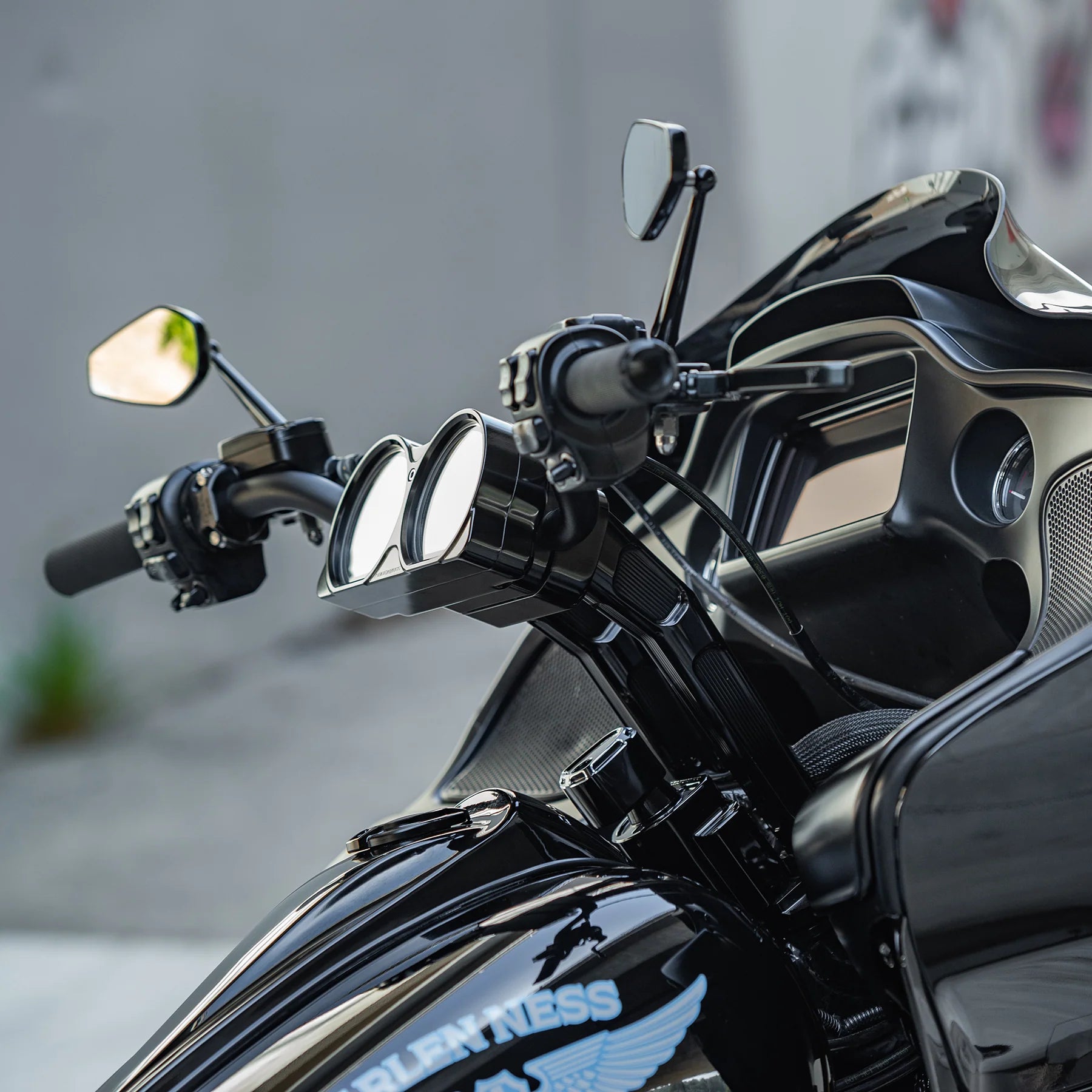 Arlen Ness METHOD® BAGGER KICKBACK RISERS, BLACK