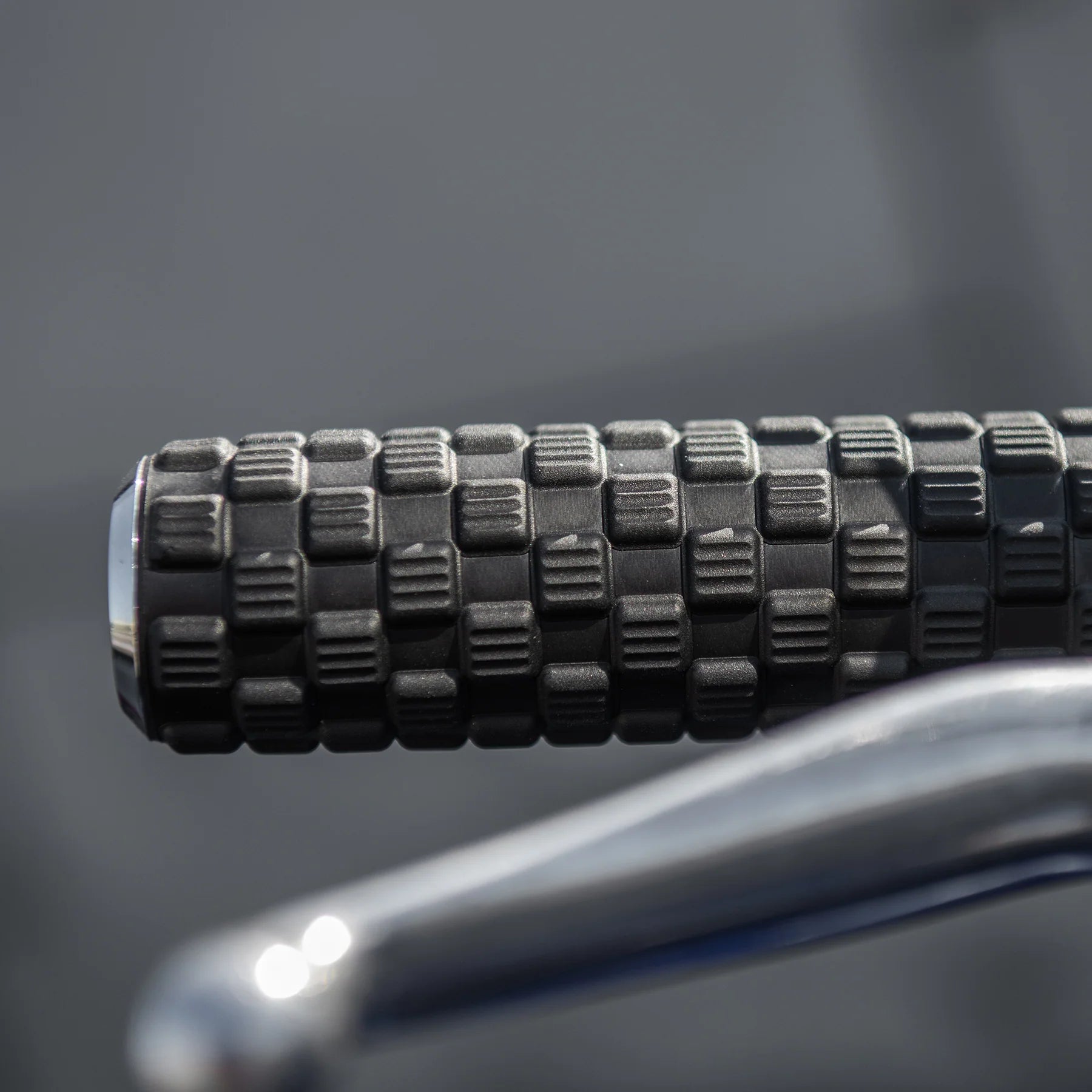 Arlen Ness AIRTRAX GRIPS, CHROME