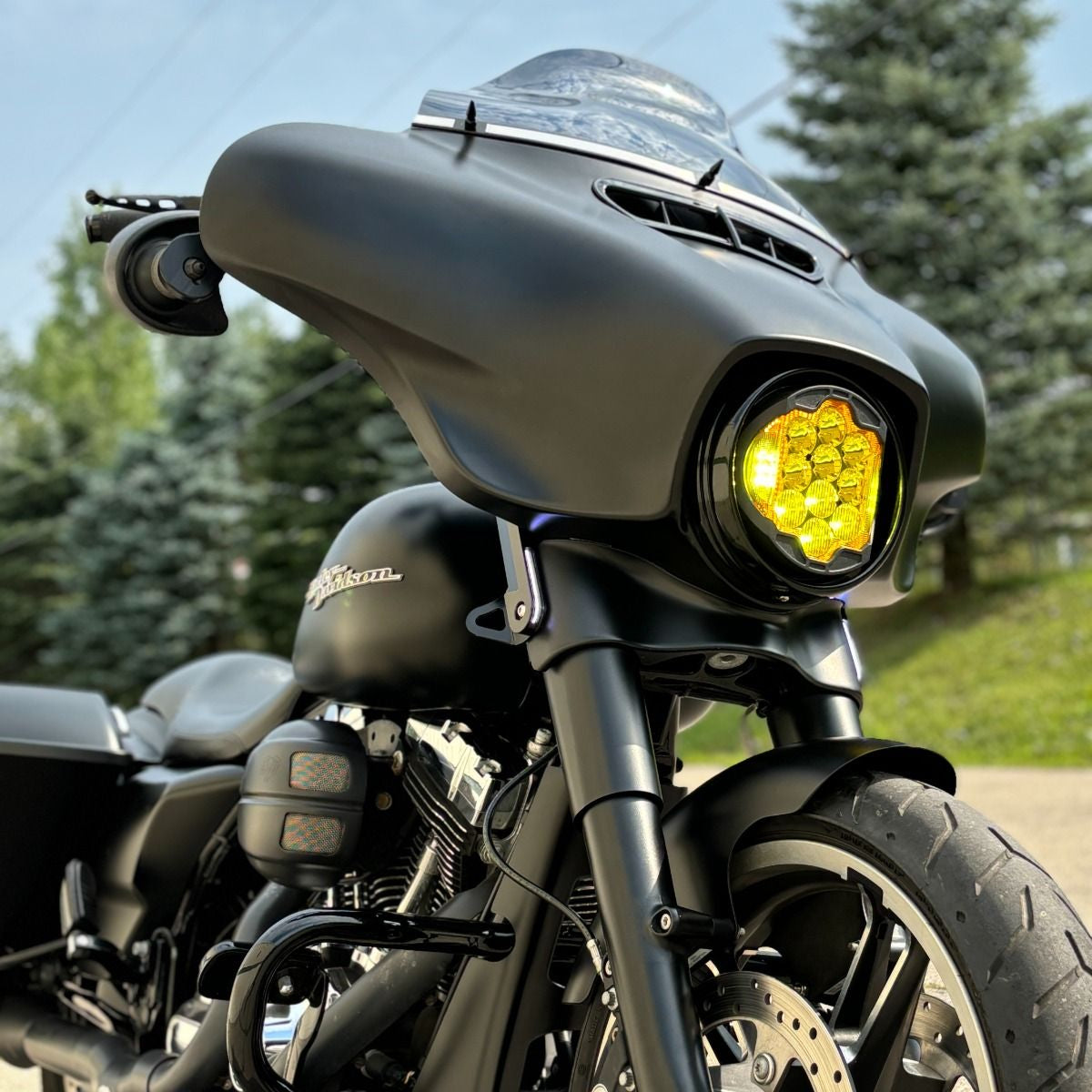 Hogworkz 7" LED Goldtooth™ Performance Headlight for Harley® Touring